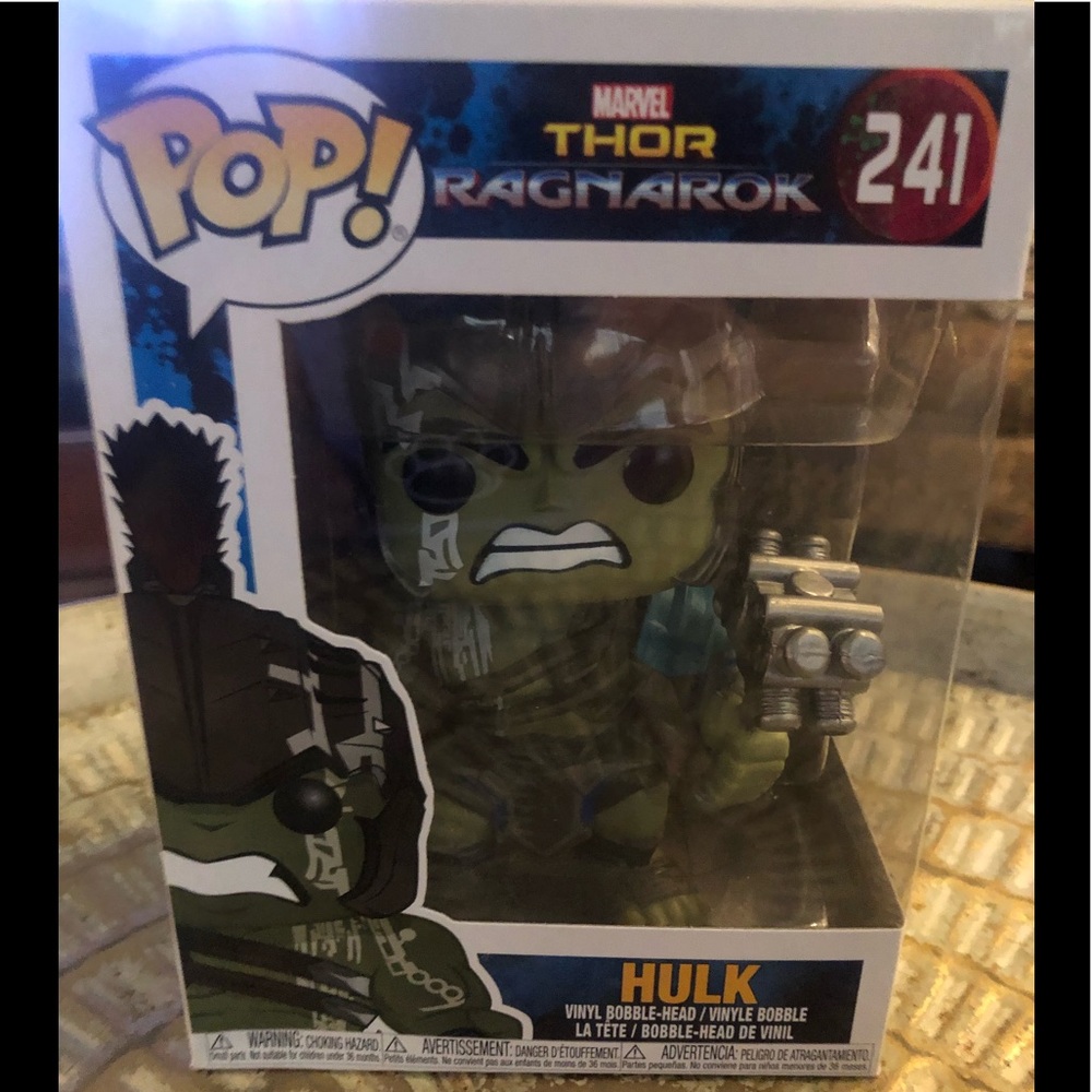 Funko Pop Marvel Thor Ragnarok Hulk #241 Vinyl Bobble Head
